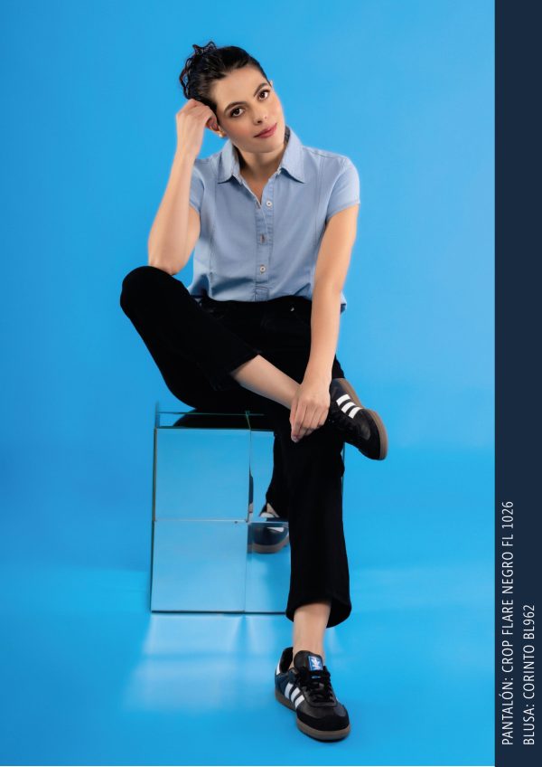 Jean Crop Flare Negro - Imagen 2