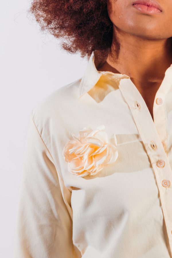 Camisa oxford amarillo pastel flor - Imagen 2